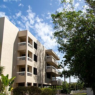 Longboat Bay Club &mdash; Exterior