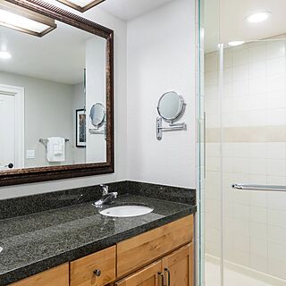 Marriott's Timber Lodge Tahoe — Sample Bathroom
