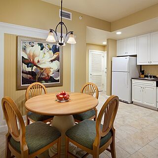 Sheraton Broadway Resort Villas &mdash; Sample Dining Area