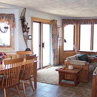 Christmas Mountain Resort — - Unit Dining & Living Areas