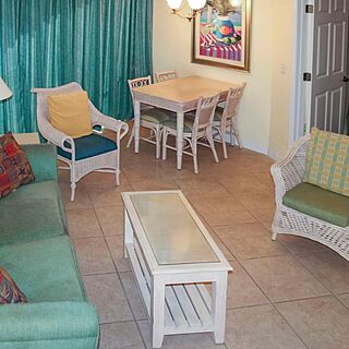 Hilton Vacation Club The Cove on Ormond Beach — Sample living room