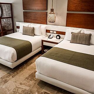 The Reef 28 &mdash; Sample Bedroom