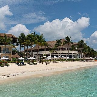 The Reef Coco Beach & Spa — Beach