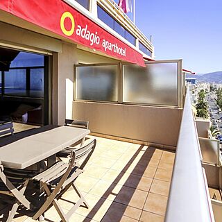 Adagio Nice Promenade des Anglais — Sample Balcony