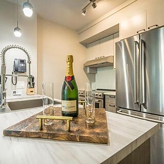 Chateau Morritt — Sample Kitchen