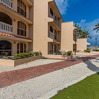 Playa Linda Beach Resort — Sample Patio