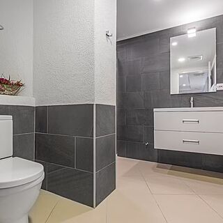 Playa Linda Beach Resort — Sample Bathroom