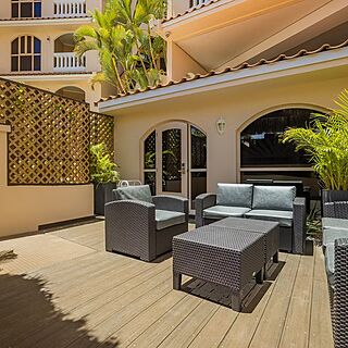 Playa Linda Beach Resort — Sample Patio