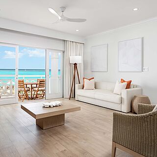 Alexandra Resort and Spa — Sample Living Area