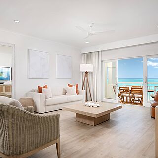 Alexandra Resort and Spa — Sample Living Area