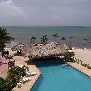 Captain Morgan's Vacation Beach Club — - Pool