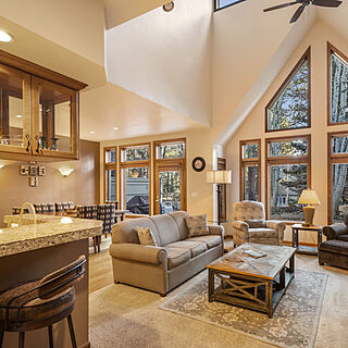 Stoneridge Townhomes — Sample Living Area