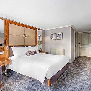 Hilton Grand Vacations Club Craigendarroch Suites Royal Deeside — Sample Bedroom