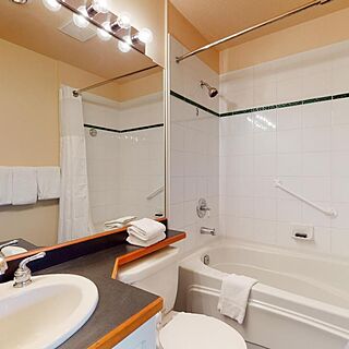 Town Plaza Suites — Sample Bathroom