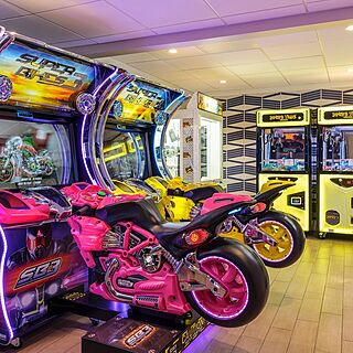 Marriott's Newport Coast Villas — Arcade