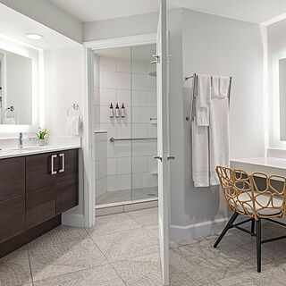 Marriott's Newport Coast Villas — Sample Bathroom