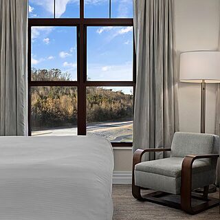 Club Wyndham Great Smokies Lodge — Sample Bedroom