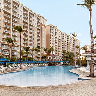 Marriott's Aruba Surf Club — Accessible Pool