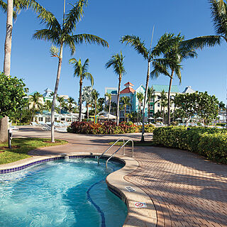 Harborside Resort at Atlantis &mdash; Hot Tub