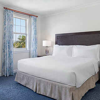 Harborside Resort at Atlantis — Sample Bedroom