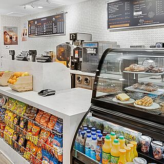 Marriott's Desert Springs Villas II — Cafe and Marketplace