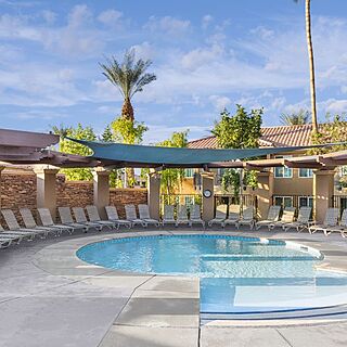Marriott's Desert Springs Villas II — Walk-in Kids Pool