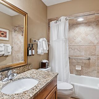 Eagle Point Resort — Sample Bathroom