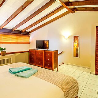 La Quinta Beach Resort — Sample Bedroom