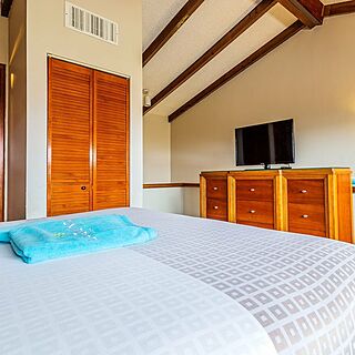 La Quinta Beach Resort — Sample Bedroom