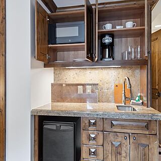 Aspen Mountain Residences — Sample Kitchenette
