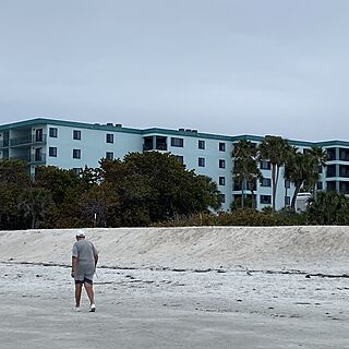 Cameron Cove Resort
