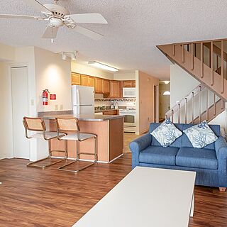 Ocean High &mdash; Sample Living Area