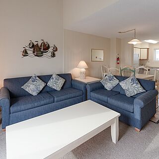 Ocean High &mdash; Sample Living Area