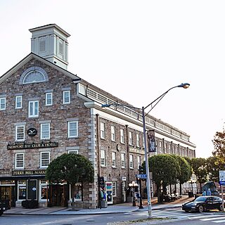 Newport Bay Club & Hotel — Exterior