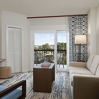 Marriott's Harbour Point and Sunset Pointe at Shelter Cove — Sample Living Area