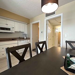 Outrigger Beach Club &mdash; Sample Kitchen