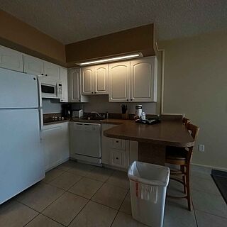 Outrigger Beach Club &mdash; Sample Kitchen
