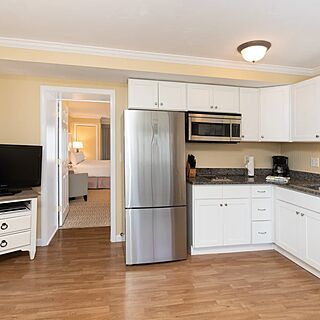 InnSeason Resorts Captain's Quarters — Sample Kitchen