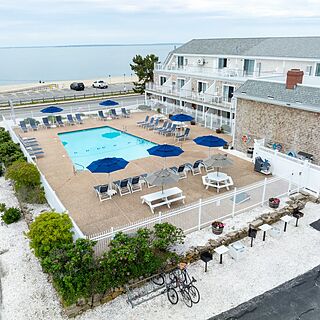 InnSeason Resorts Captain's Quarters — Pool