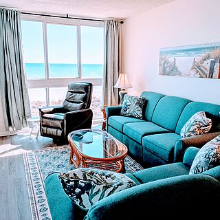 The Pinnacle &mdash; Sample Living Area