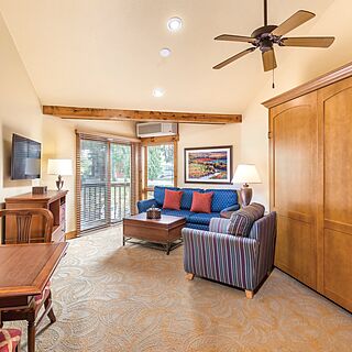 Club Wyndham Galena &mdash; Sample Living Area