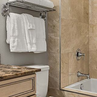 Club Wyndham La Belle Maison — Sample Bathroom