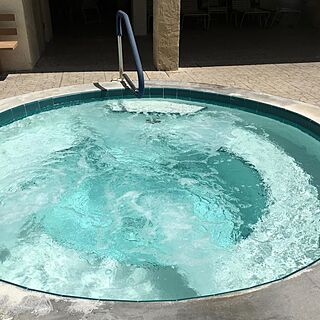 Sandpiper Beach Club &mdash; Hot Tub