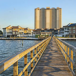 Soundside Holiday Beach Resort — Resort Walkway