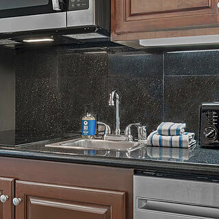 Club Wyndham Harbour Lights — Sample Kitchenette
