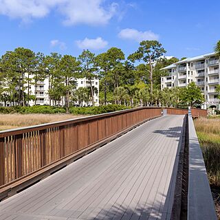 Marriott's SurfWatch — Boardwalk to Beach
