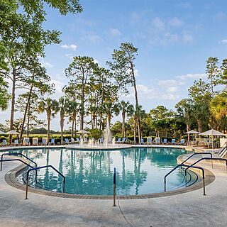 Marriott's SurfWatch &mdash; Pool and Splash Pad