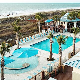 Marriott's SurfWatch &mdash; Pools With Poolside Bar and Restaurant