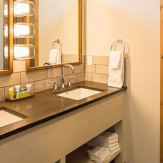 Mountain Run at Boyne Mountain &mdash; Sample Bathroom