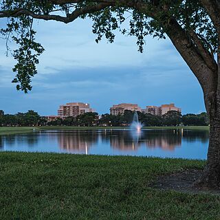WorldMark Palm Aire — Exterior